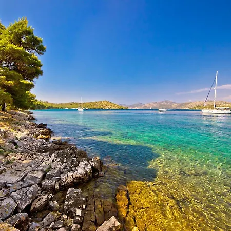 - Insel Dugi Otok 37002 *